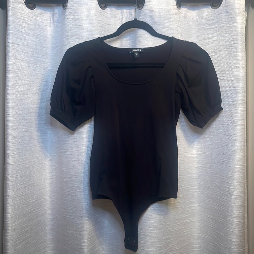 Express Short Sleeve Bodysuit